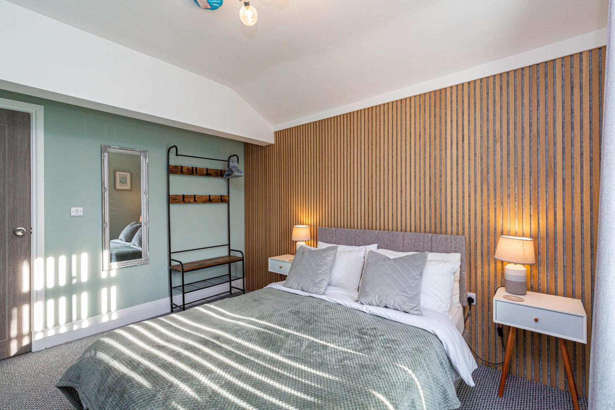 Seafront Apartment - Sleeps 6 - Gateway To The Lake District - Brand New Моркамб Екстериор снимка