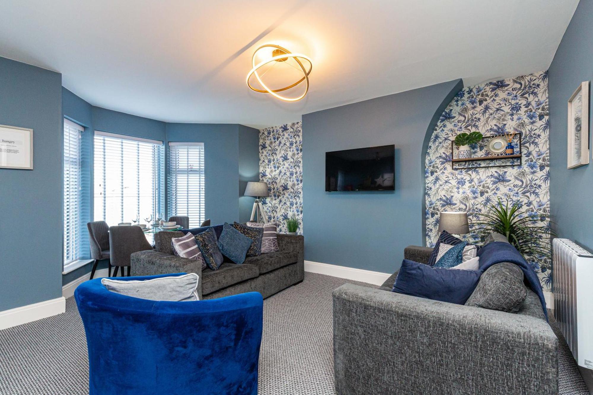 Seafront Apartment - Sleeps 6 - Gateway To The Lake District - Brand New Моркамб Екстериор снимка