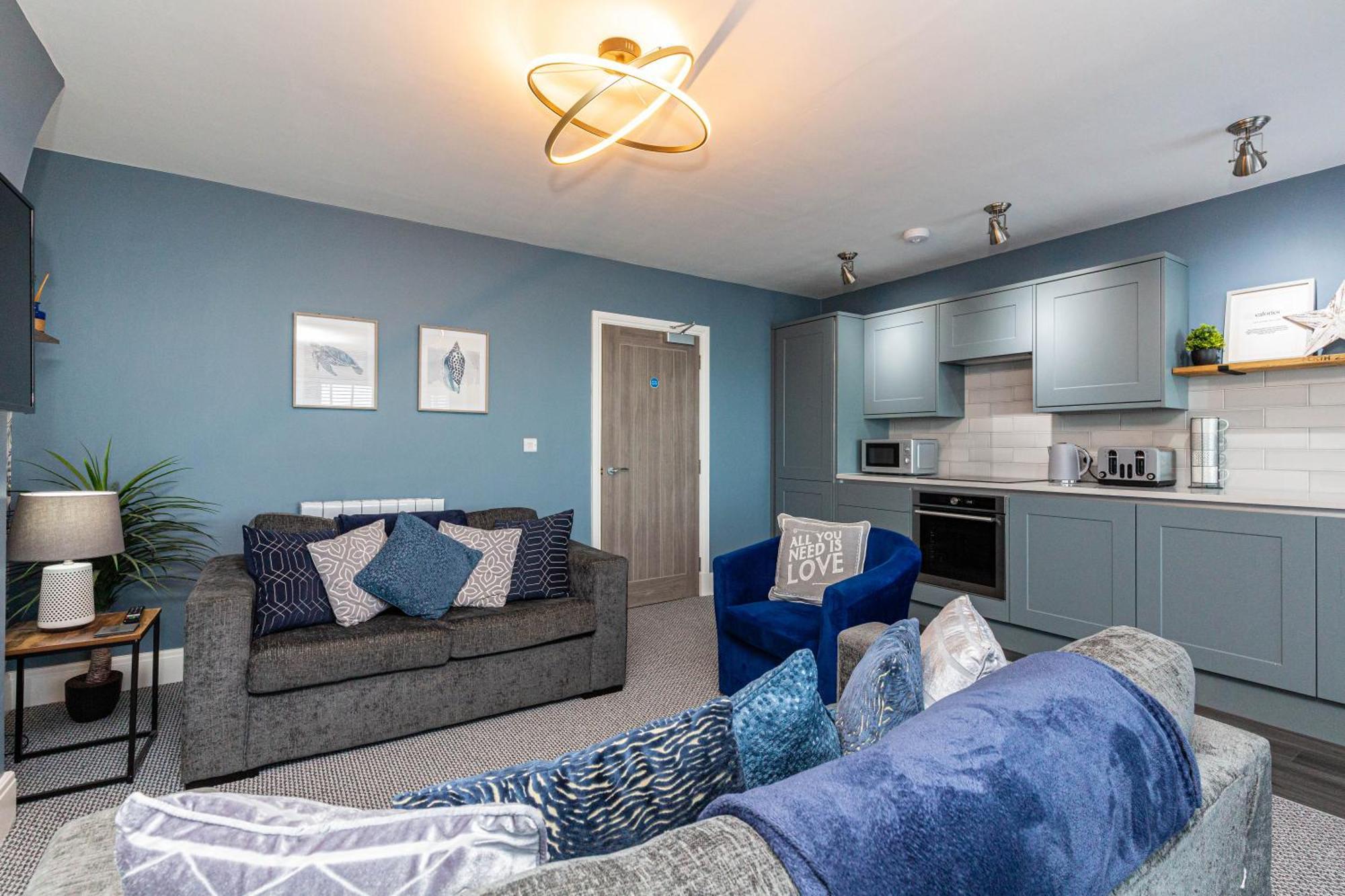 Seafront Apartment - Sleeps 6 - Gateway To The Lake District - Brand New Моркамб Екстериор снимка
